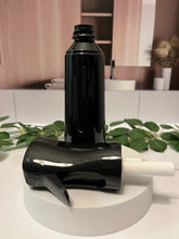 Load image into Gallery viewer, Fine Mist Spray Bottle - 10 oz bottle - Black - Keke’s Hair Products
